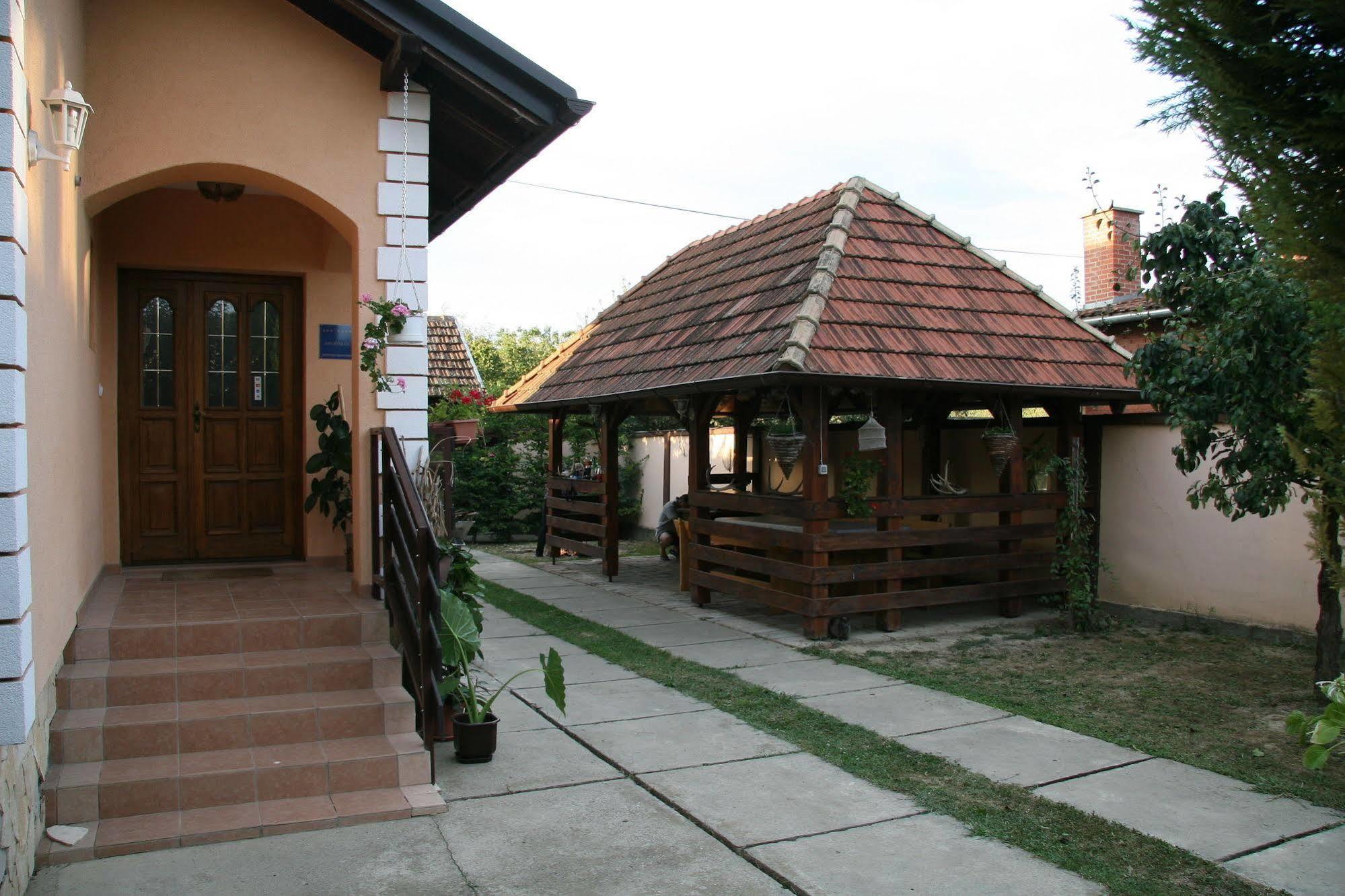 ביליה Apartments Vrata Baranje מראה חיצוני תמונה