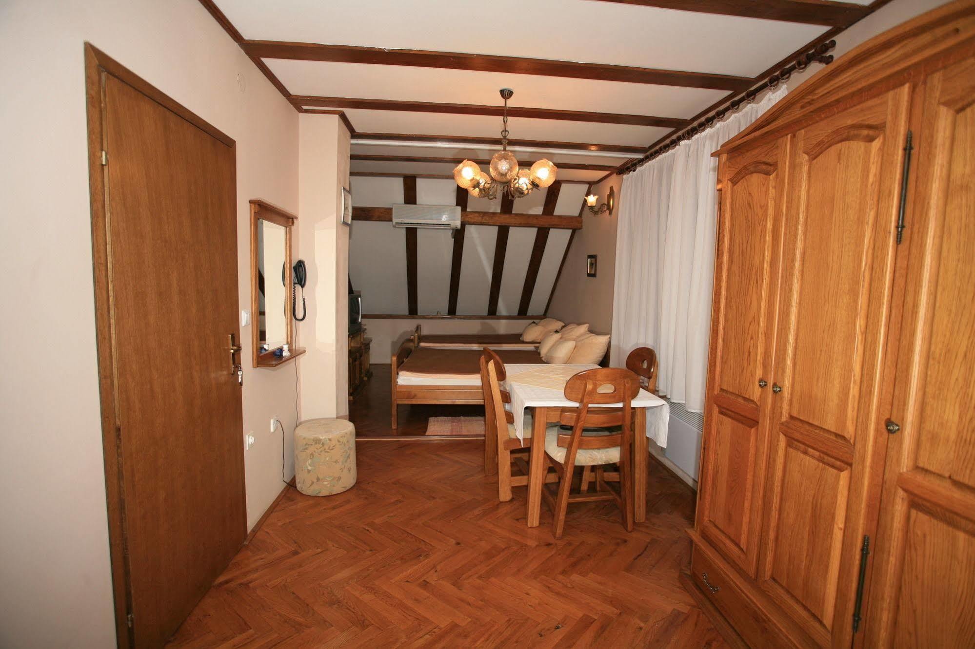 ביליה Apartments Vrata Baranje מראה חיצוני תמונה