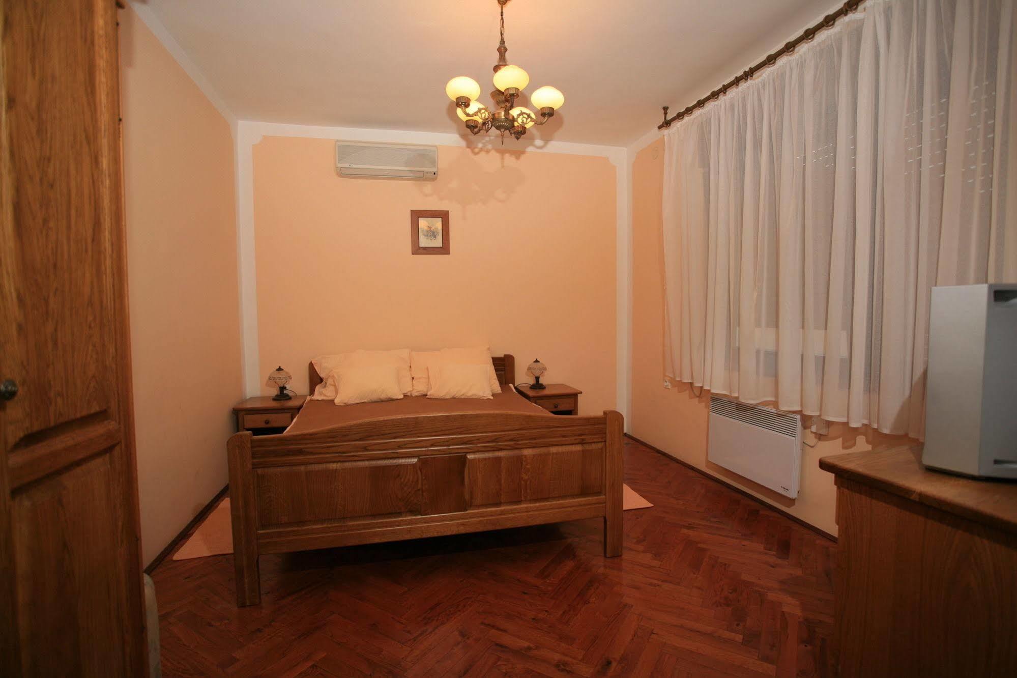ביליה Apartments Vrata Baranje מראה חיצוני תמונה